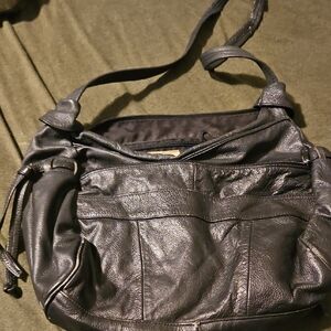 Elegant Black Leather Shoulder Bag